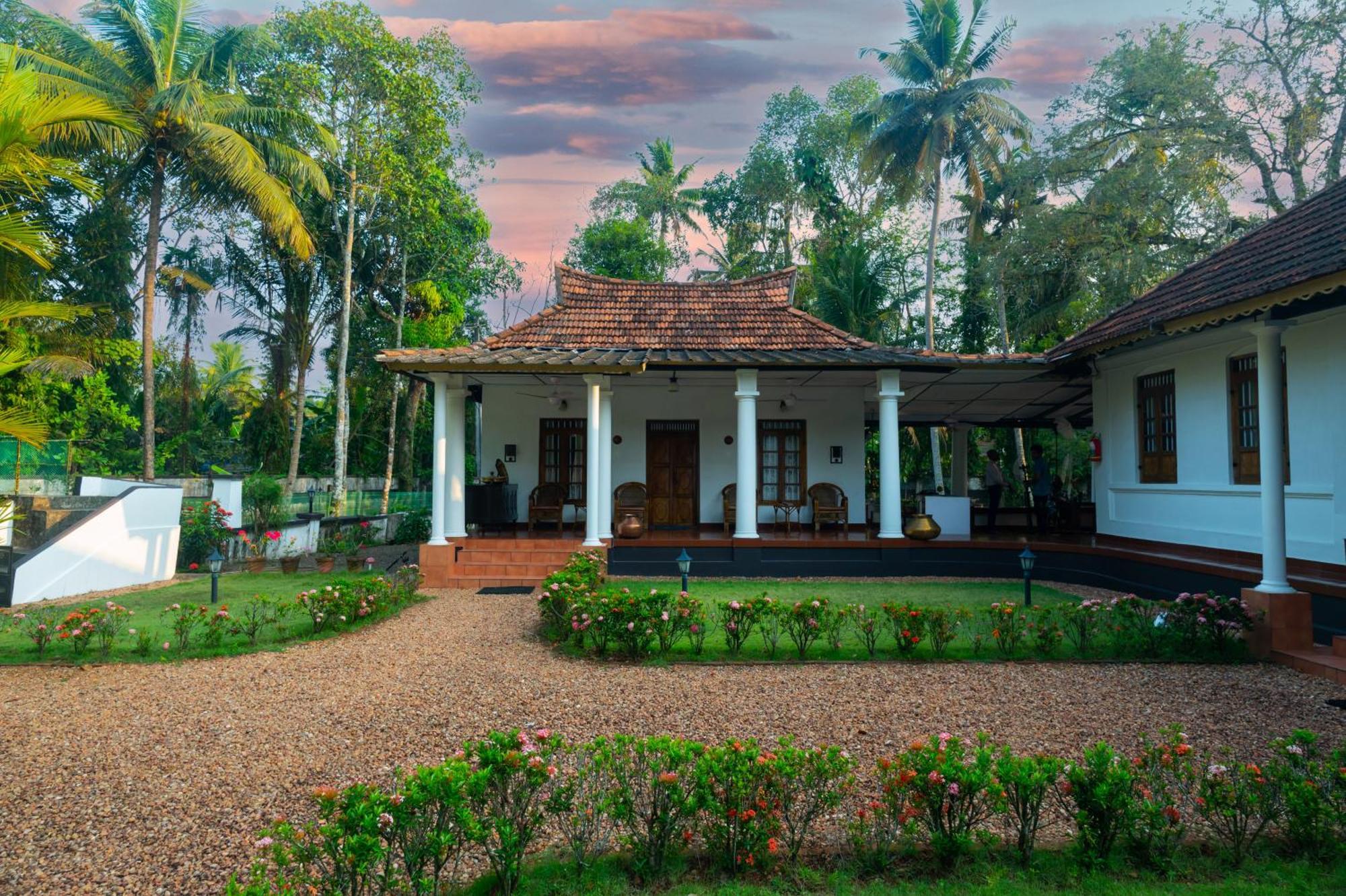 Babira Brookside Heritage Resort Kumarakom Luaran gambar