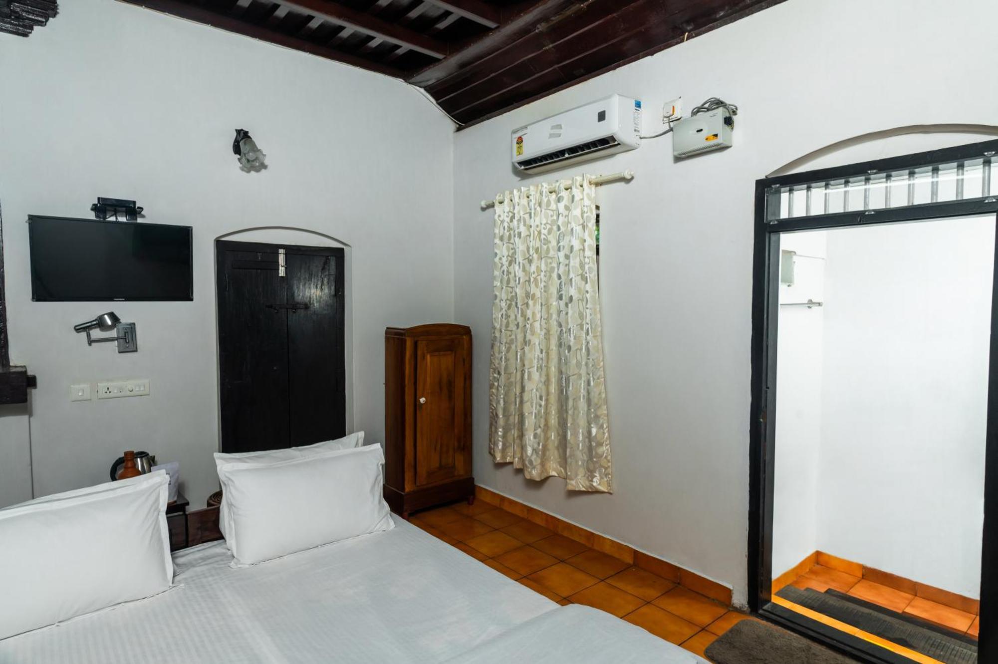 Babira Brookside Heritage Resort Kumarakom Luaran gambar