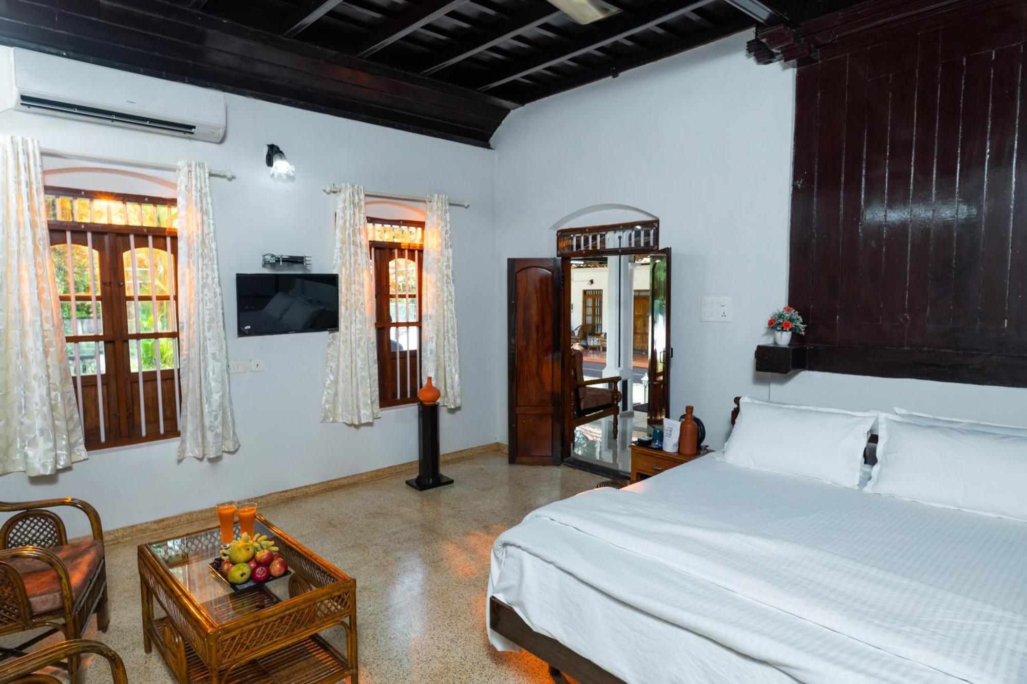 Babira Brookside Heritage Resort Kumarakom Luaran gambar