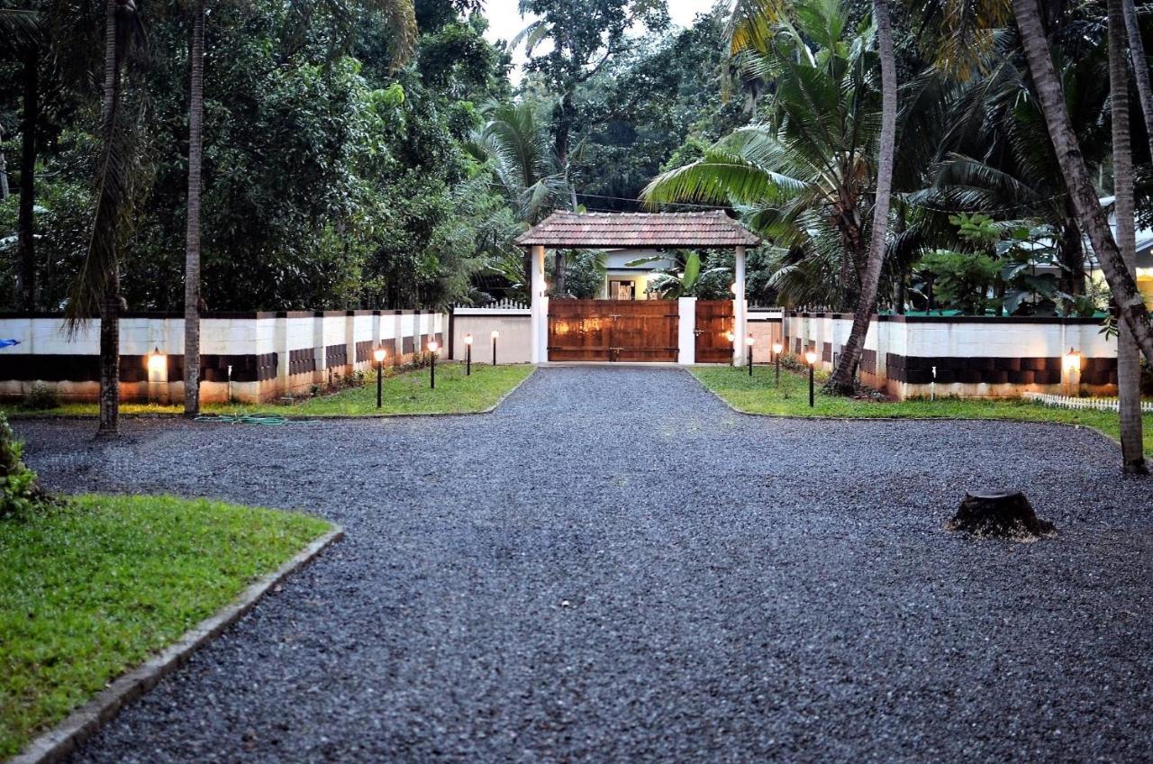 Babira Brookside Heritage Resort Kumarakom Luaran gambar